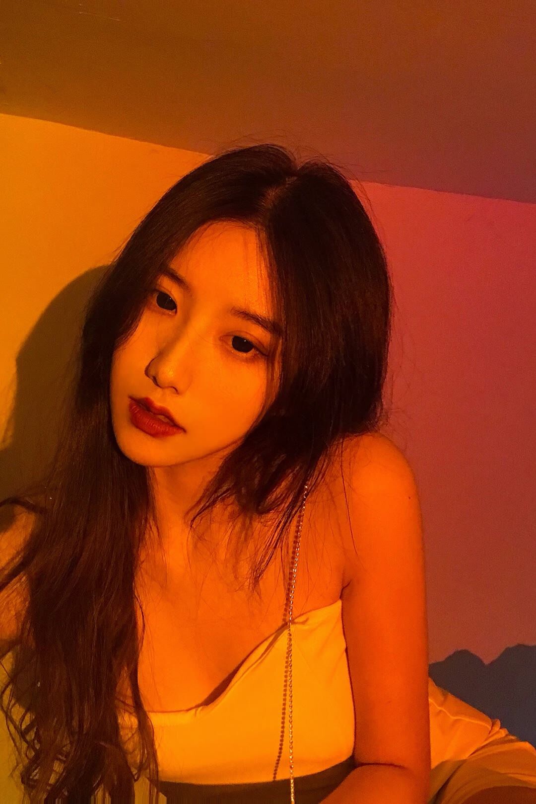 妹子肤白貌美好真爽，强烈推荐狼友体验